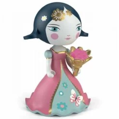 Figurine Mila & Ze Carrosse MONDE IMAGINAIRE Djeco -Magasin De Jouets figurine mila ze carrosse monde imaginaire djeco 1200 1200 1518344
