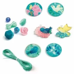 Perles Et Bijoux Oiseaux Djeco 5 Perles Et Bijoux Oiseaux Djeco -Magasin De Jouets perles et bijoux oiseaux djeco 1200 1200 866277
